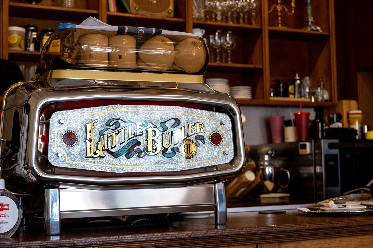 猫の口臭を改善する飲み水添加剤グッズの口コミは？